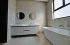 5 Bed Townhouse with En Suite at Manyani East - 11