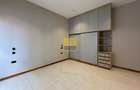 4 Bed Apartment in Loresho - 18