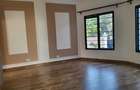 5 Bed House with En Suite in Runda - 10