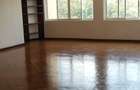 3 Bed Apartment with En Suite in Brookside - 2