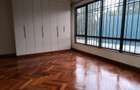 5 Bed Villa with En Suite in Loresho - 11