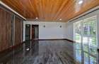 5 Bed House with En Suite in Rosslyn - 7
