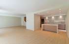 5 Bed Townhouse with En Suite at Westlands - 4