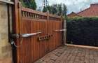 4 Bed House with En Suite in Runda - 19