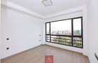 3 Bed Apartment with En Suite at Riverside Drive - 7