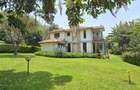 4 Bed Townhouse with En Suite in Rosslyn - 1
