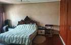 5 Bed House with Garden in Ridgeways - 10