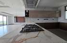 3 Bed Apartment with En Suite in Riverside - 4