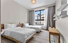 Furnished 3 Bed Apartment with En Suite at Riverside Drive - 10