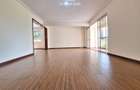 4 Bed Apartment with En Suite in Westlands Area - 7