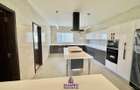 3 Bed Apartment with En Suite at Riverside Dr - 5