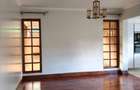 4 Bed House with En Suite in Runda - 14