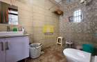 4 Bed Apartment with Parking in Parklands - 11