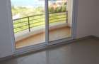 3 Bed Apartment with En Suite at Greenwood Dr - 7