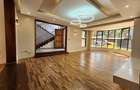 5 Bed Villa with En Suite in Lavington - 14