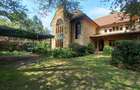 5 Bed Villa with En Suite at Windy Ridge - 1