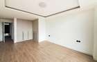 3 Bed Apartment with Swimming Pool in Brookside - 11