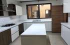 5 Bed Townhouse with En Suite in Lavington - 12