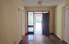 4 Bed House with En Suite at Off Un Avenue - 7