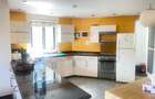 2 Bed Apartment with En Suite in Gigiri - 13