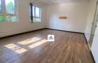 2,500 ft² Commercial Property with Fibre Internet in Riverside - 14