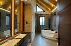 4 Bed House with En Suite in Runda - 19