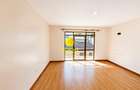 5 Bed House with En Suite in Nyari - 3