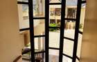 5 Bed Townhouse with En Suite in Lavington - 12