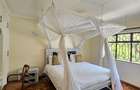 5 Bed House with En Suite in Runda - 17