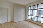 4 Bed Apartment with En Suite at Riverside Drive - 20