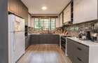 5 Bed House with Swimming Pool in Nyari - 5
