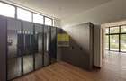 5 Bed House in Rosslyn - 19