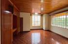 5 Bed Townhouse with En Suite in Kitisuru - 15