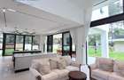 6 Bed Villa with En Suite at Lavington - 4