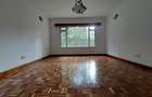 4 Bed Townhouse with En Suite at Lavington Road - 13