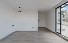 5 Bed Townhouse with En Suite at Lavington - 18
