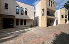 5 Bed Townhouse with En Suite at Convent Dr - 19