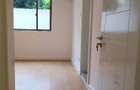 4 Bed Apartment with En Suite at Hatheru Road - 12