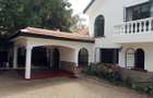 5 Bed House with En Suite at Nyari Road - 14
