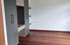 4 Bed Townhouse with En Suite at The Loft Two Rives - 7