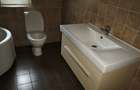 5 Bed Townhouse with En Suite in Rosslyn - 10