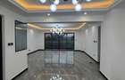 4 Bed Apartment with En Suite at Valley Arcade - 2