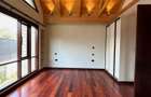 5 Bed House with En Suite in Runda - 9