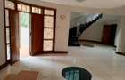 4 Bed Townhouse with En Suite in Nyari - 9