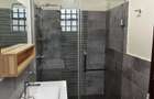 4 Bed Townhouse with En Suite at Close To Isk - 15