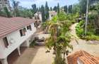 4 Bed Villa with En Suite at Links Road - 2