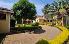 5 Bed House with En Suite in Runda - 16