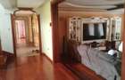 9 Bed House with En Suite at Kerarapon - 5