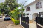 4 Bed Townhouse with En Suite at Lavington-Valley Arcade - 2