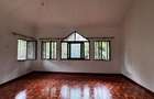 5 Bed Townhouse with En Suite in Rosslyn - 14